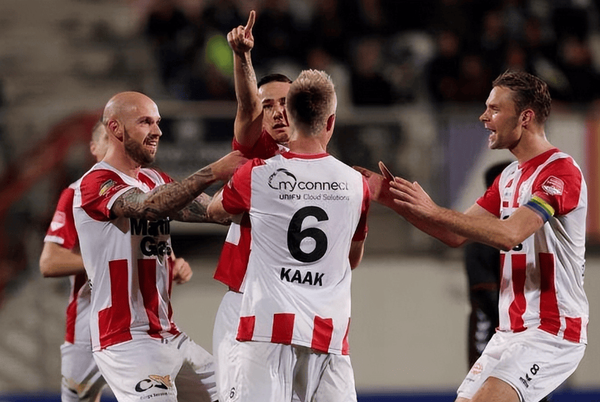 多的亲近感 多的亲近感