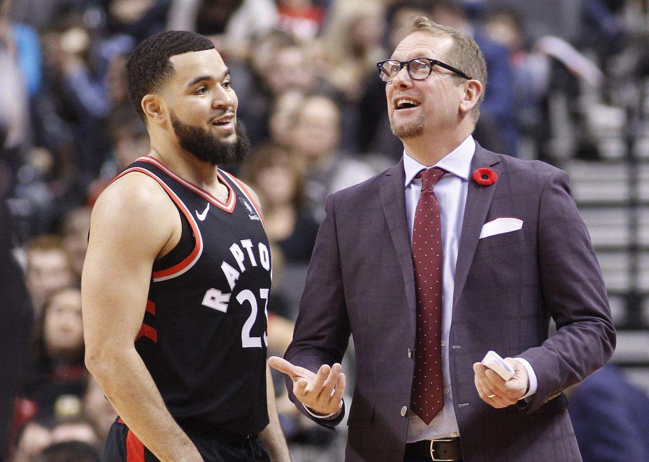 他以标志性 他以标志性